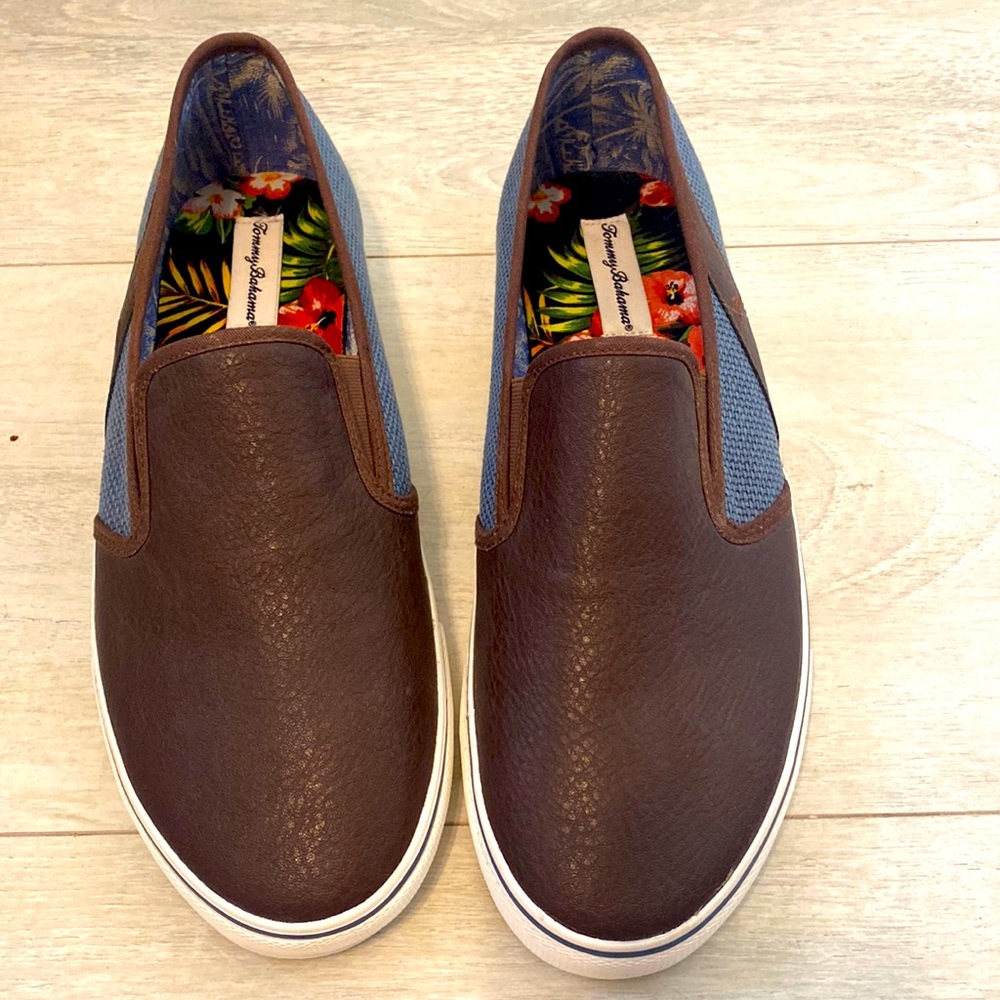 Tommy Bahama slip on shoes